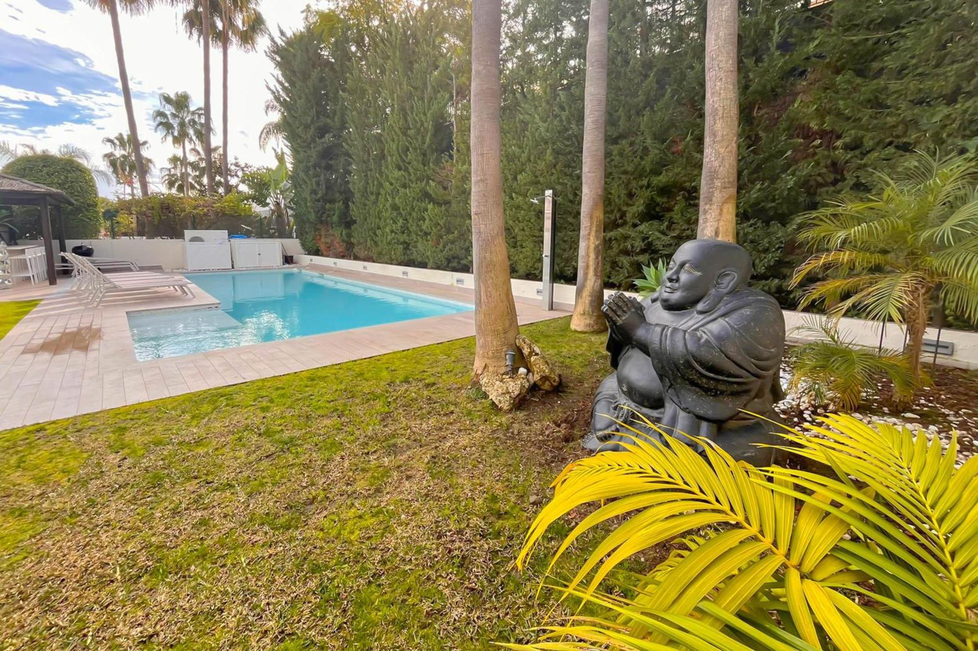 Villa New Zacaluca Pool Sauna & Gym - Happy Rentals 马尔韦利亚 外观 照片